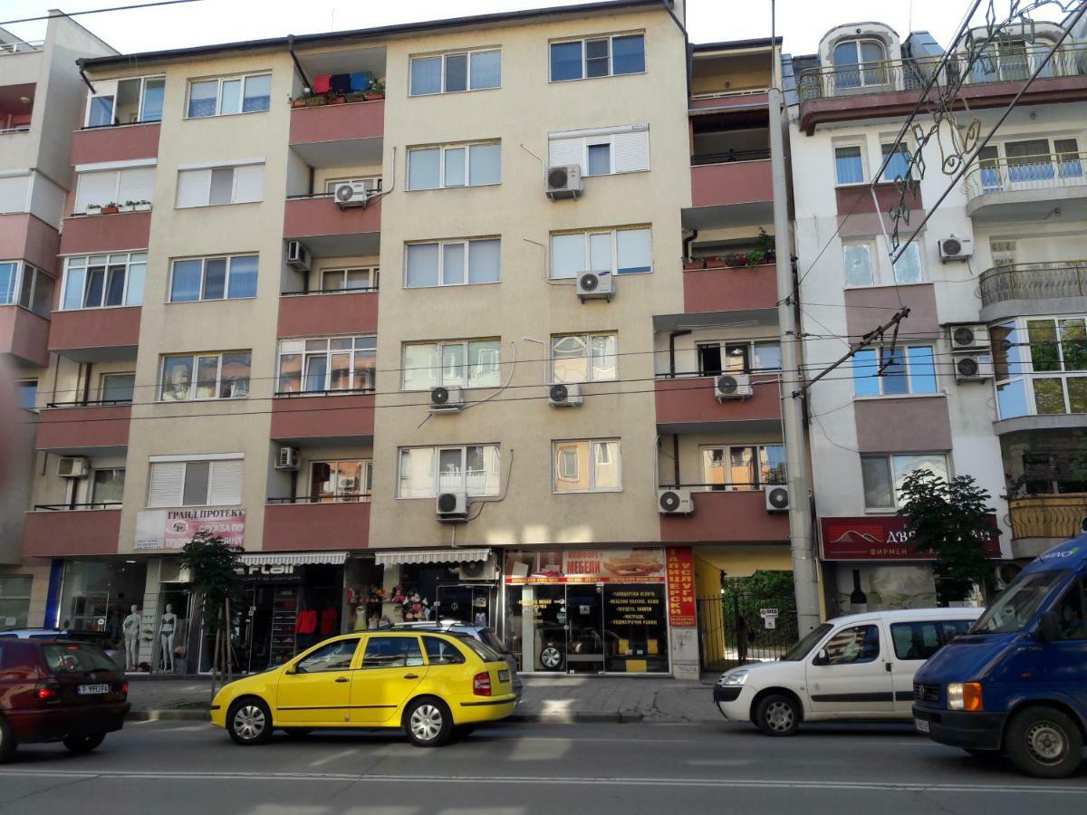 Lucky 7 - Comfort,Clean ,Cosy Apartment Русе Екстер'єр фото